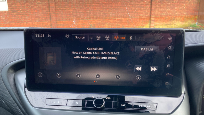 Nissan Juke 1.0 DiG-T N-Connecta 5dr DCT Petrol Hatchback